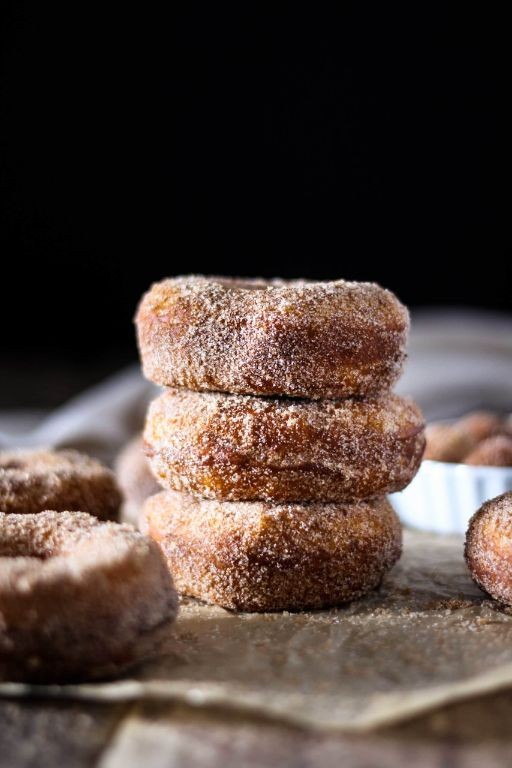 4 Ingredient Cinnamon Sugar Donuts