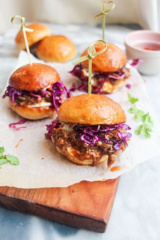 5-Ingredient BBQ Pulled Pork Sliders