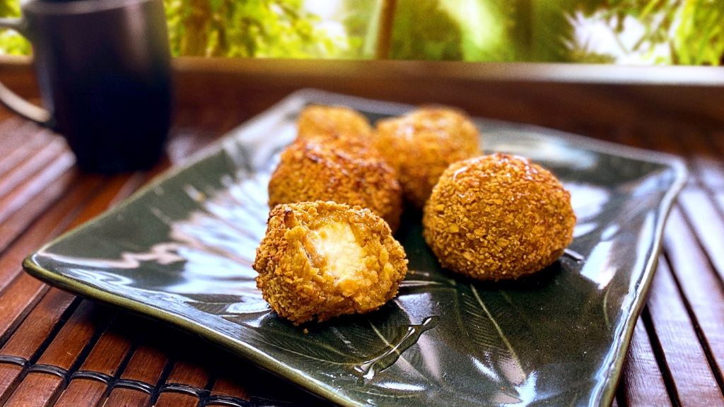Air Fryer Plantain and Cheese Bites