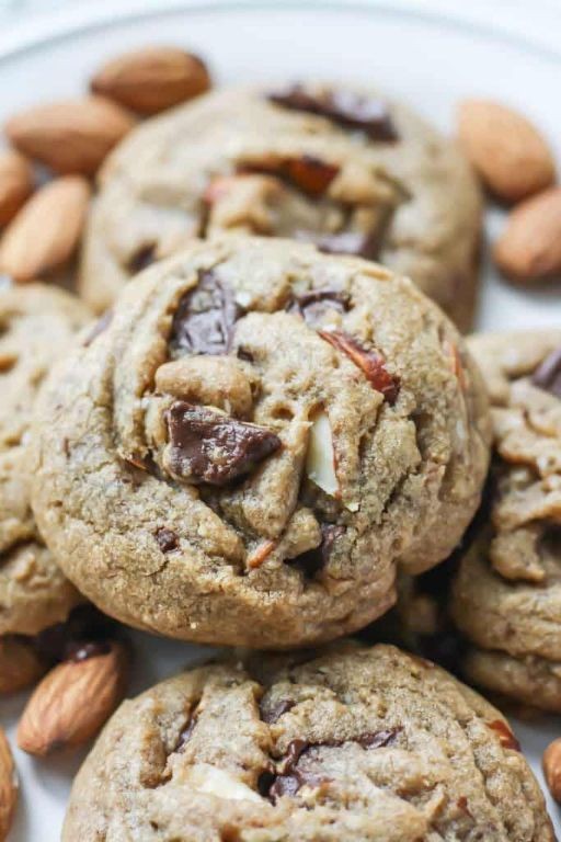 Almond and Dark Chocolate Chip Cookies