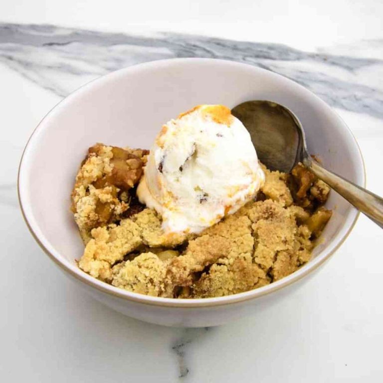 Apple Banana Cobbler