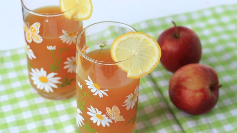Apple Cider with Honey and Lemon