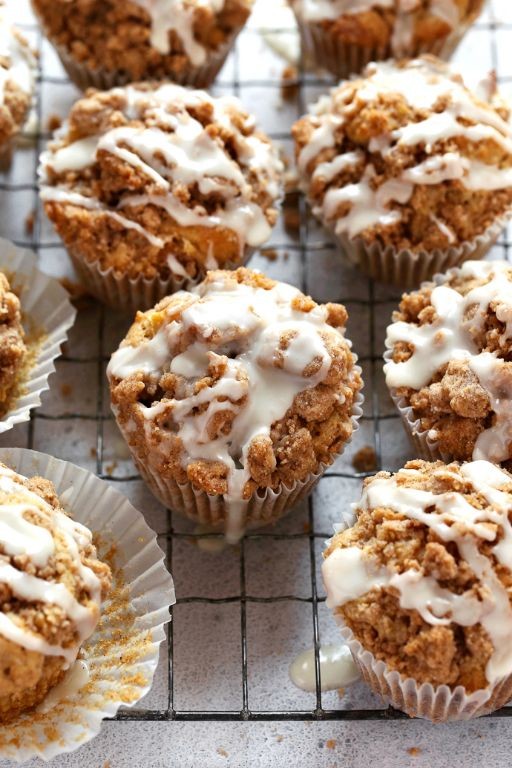 Apple Cinnamon Streusel Muffins