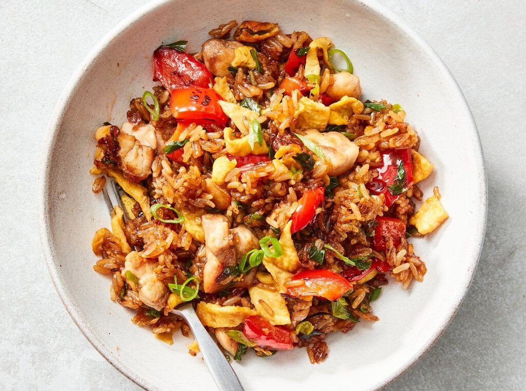 Arroz Chaufa with Bell Peppers and Peas