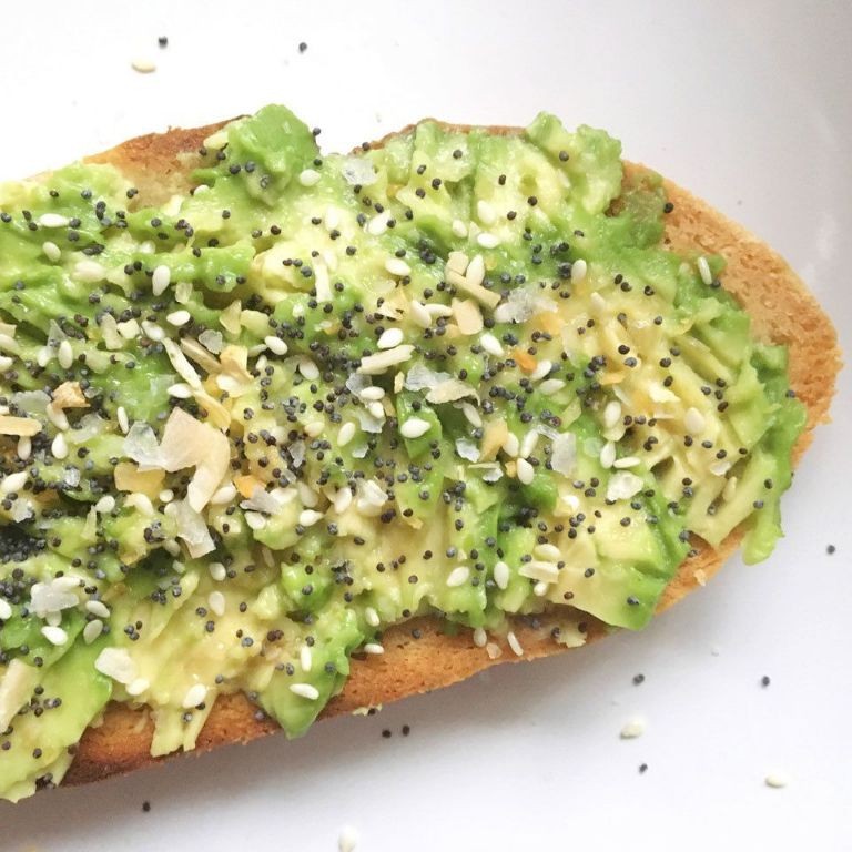 Avocado Toast with Everything Bagel Seasoning