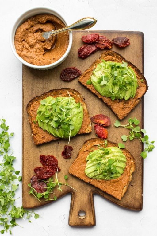 Avocado and Sundried Tomato Toast