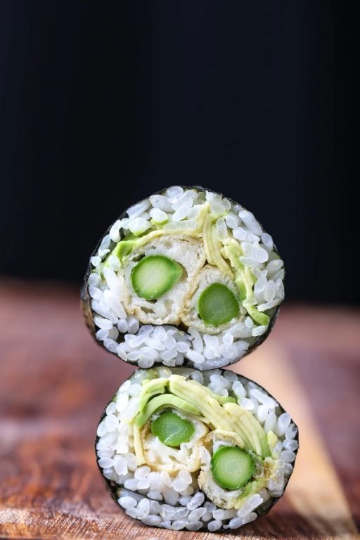 Bacon and Asparagus Sushi Roll