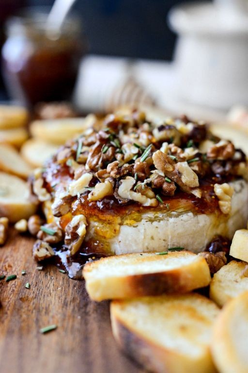Baked Brie with Fig Jam and Walnuts