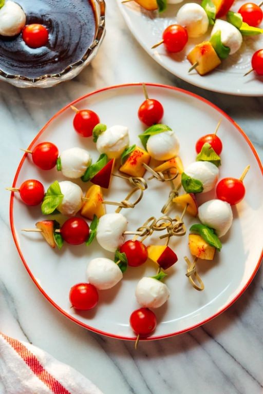 Balsamic Aioli for Caprese Skewers