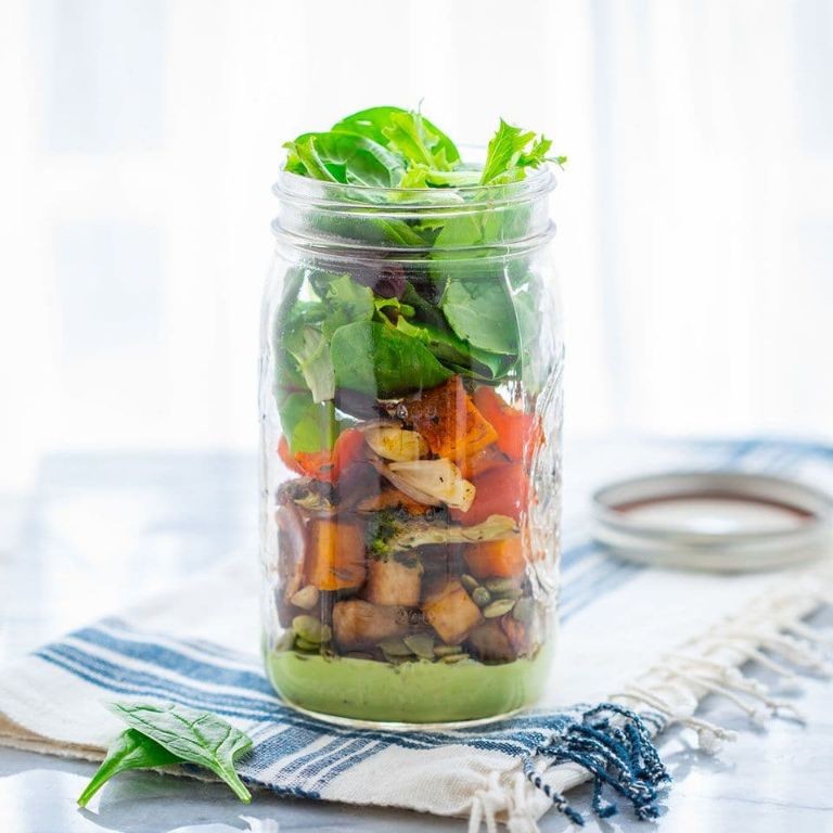 20 Refreshing Mason Jar Salad Recipes for Busy Days