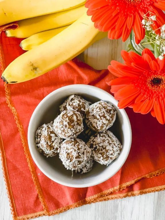 Banana Coconut Energy Balls