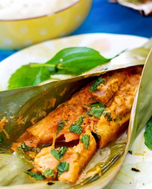 Banana Leaf Wrapped Salmon