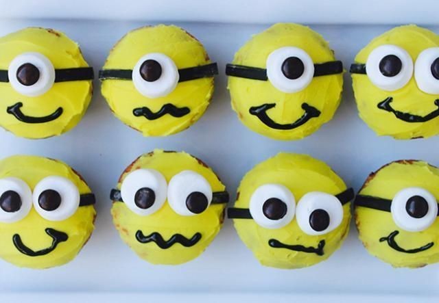 Banana Minion Cupcakes with Buttercream Frosting