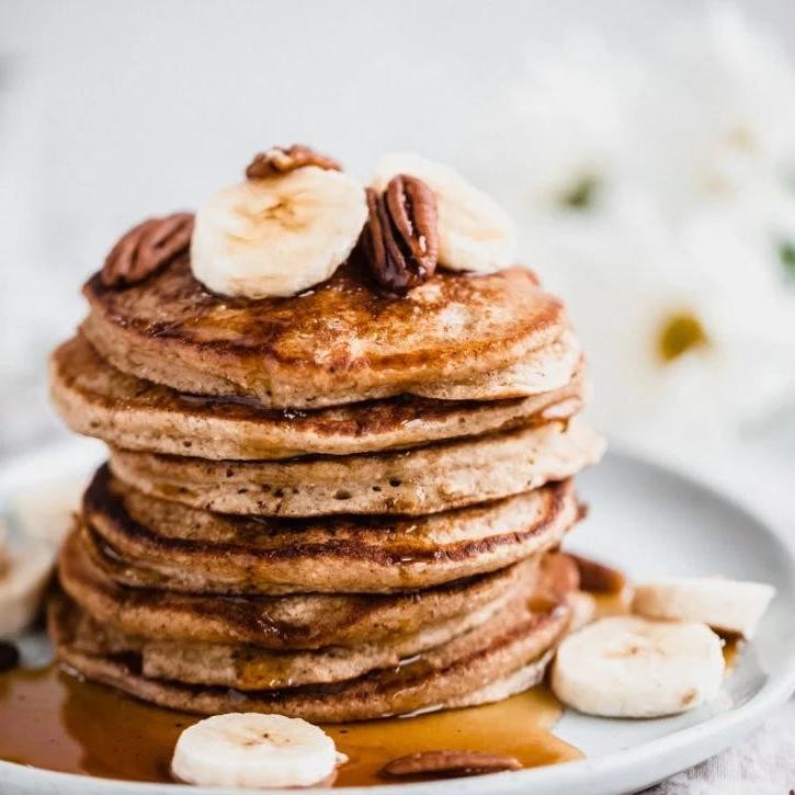 Banana Oatmeal Pancakes with Honey