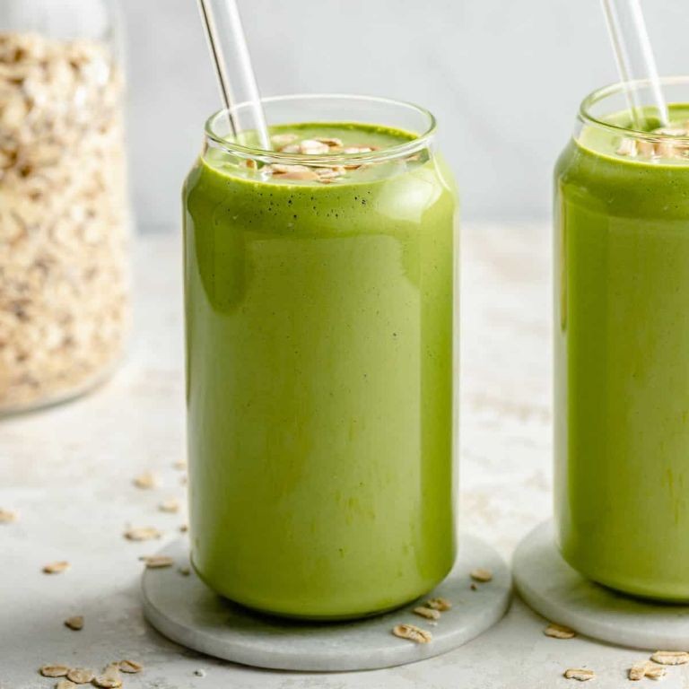 Banana Spinach Green Smoothie