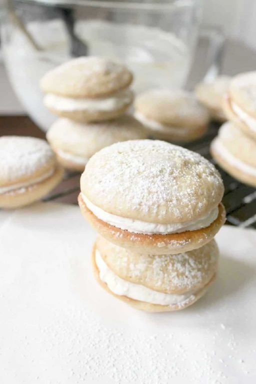 Banana Whoopie Pies Using Cake Mix
