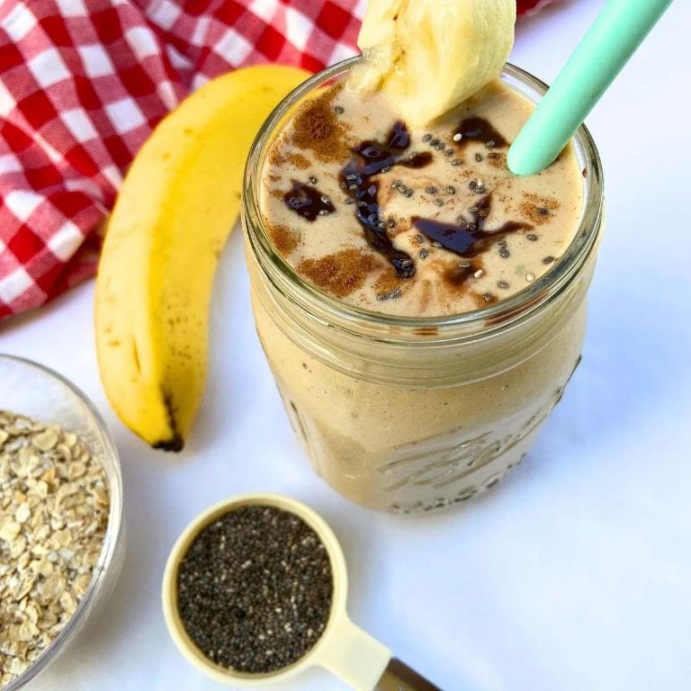 Banana smoothie with chia seeds