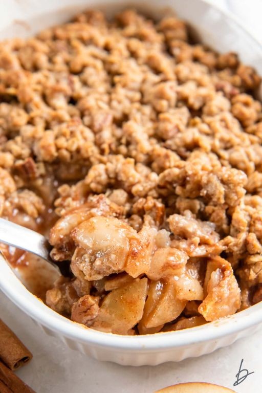20 Delicious Bartlett Pear Recipes Perfect for Fall