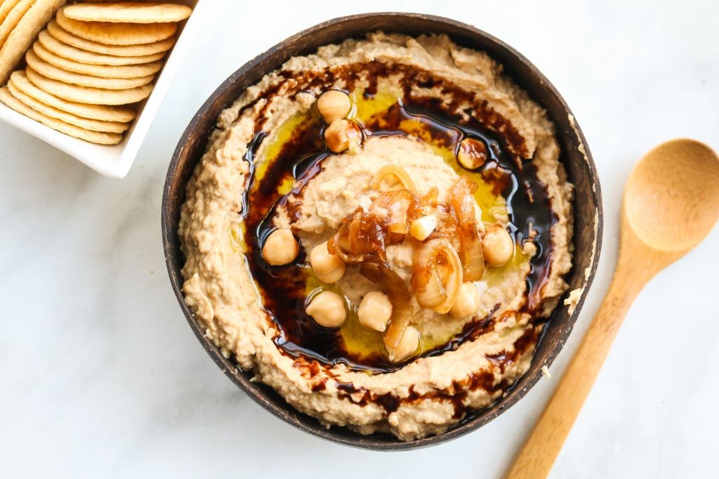 20 Creamy Beet Hummus Recipes with a Twist
