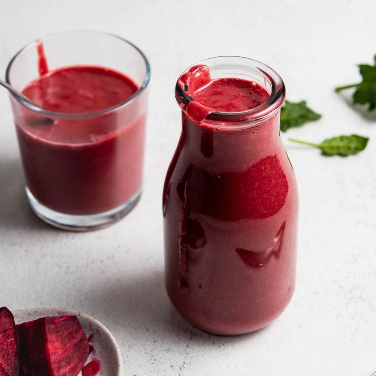 Beetroot Orange Grounded Smoothie