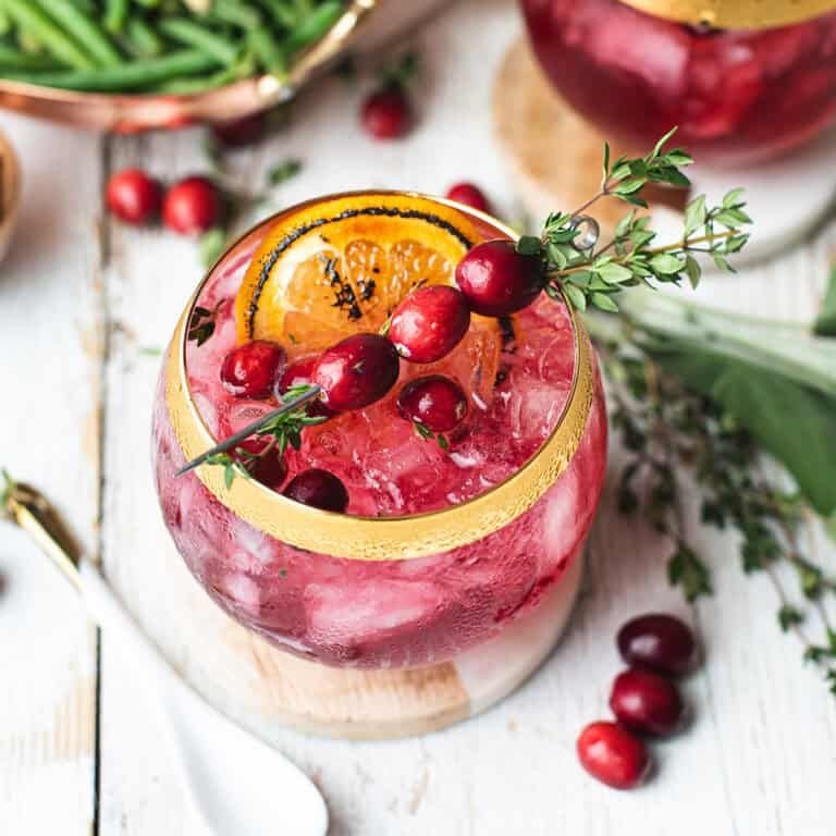 Berry Empress Gin Fizz