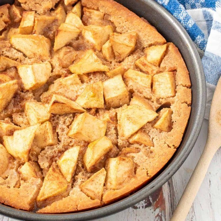Bisquick Apple Cobbler
