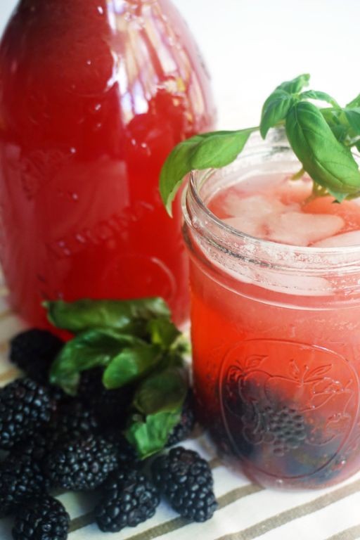 Blackberry Basil Refresher Juice