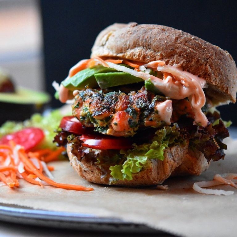 Blackened Salmon Burgers with Spicy Mayo
