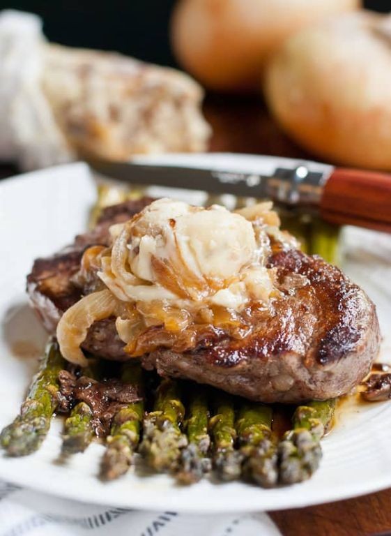 Blue Cheese Topped Steak with Caramelized Onions