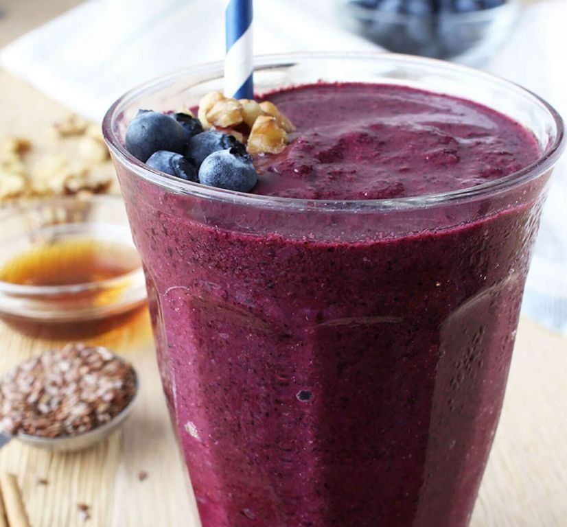 Blueberry Flaxseed Power Smoothie