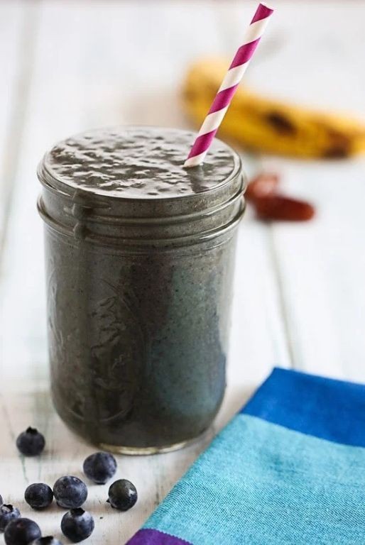 Blueberry Kale Superfood Smoothie