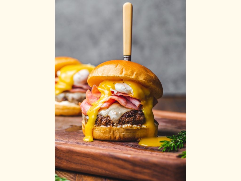 Bold Black Pepper and Sea Salt Burger Seasoning