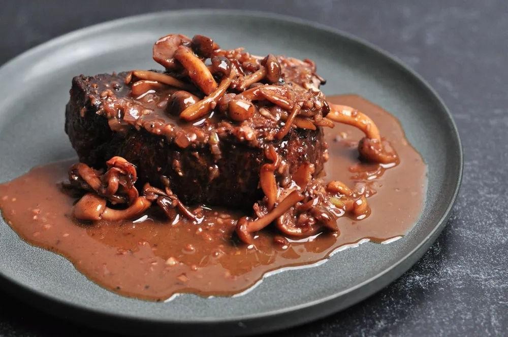 Braised Chanterelles with Red Wine Reduction
