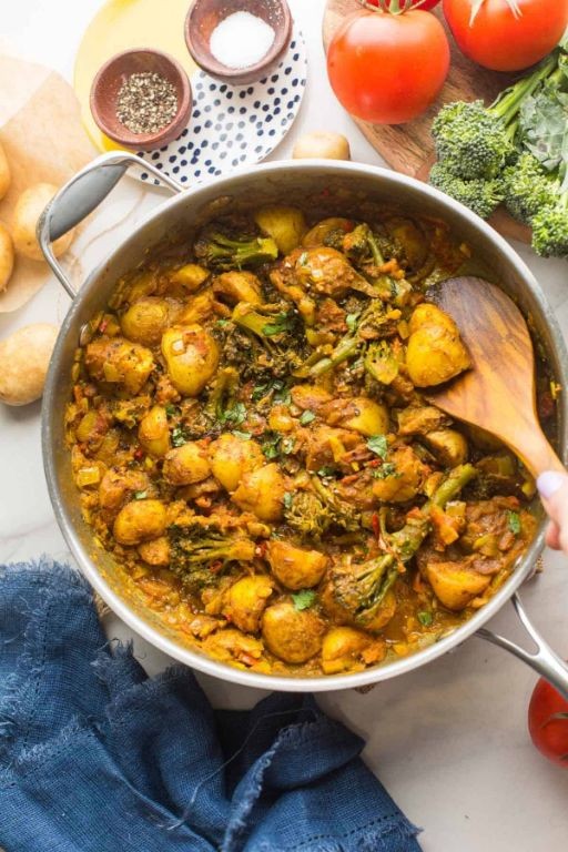 Broccoli and Potato Curry