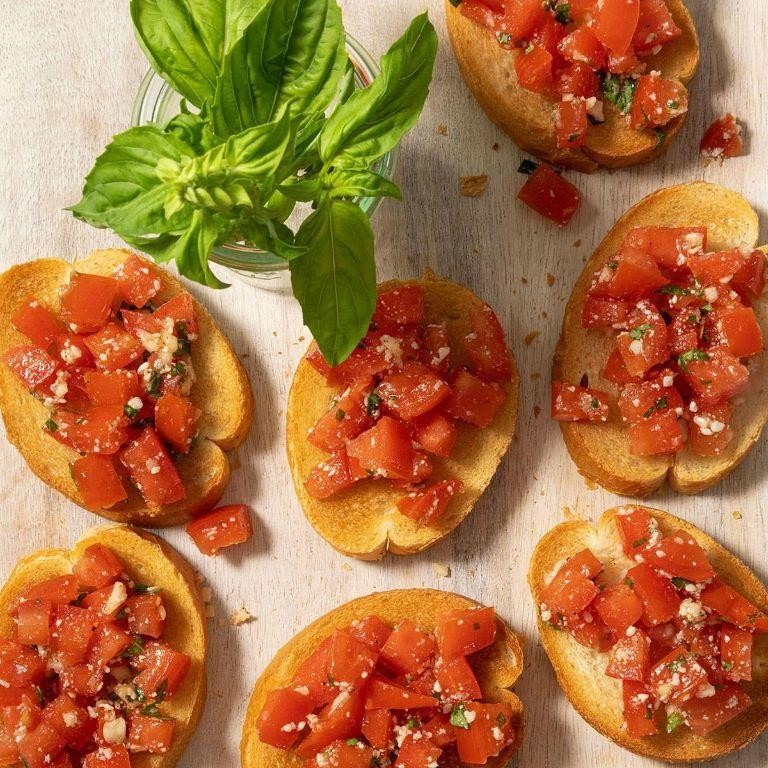 Bruschetta with Garlic and Sliced Tomatoes