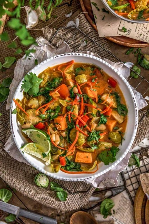 Brussels Sprouts Soup with Coconut Milk