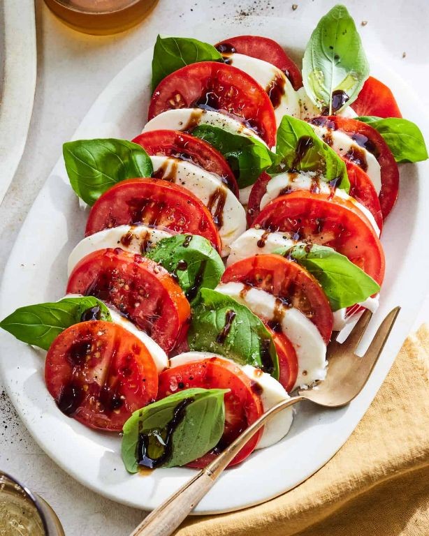 Caprese Salad with Fresh Basil