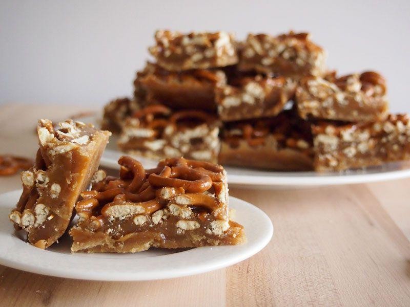 Caramel Pretzel Cereal Bars