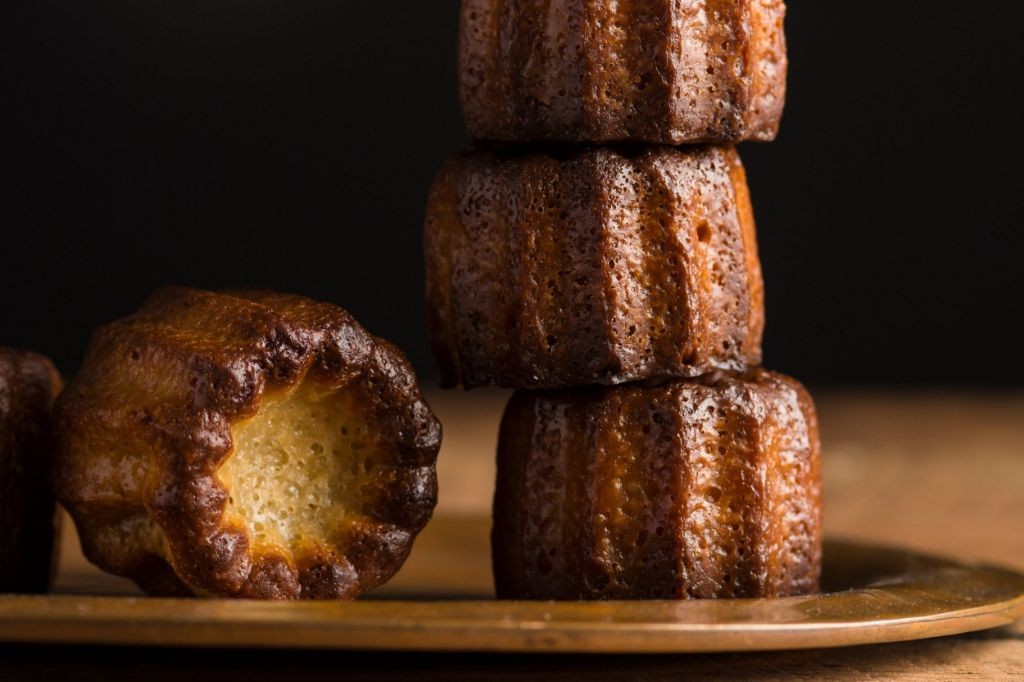 Caramelized Canelés