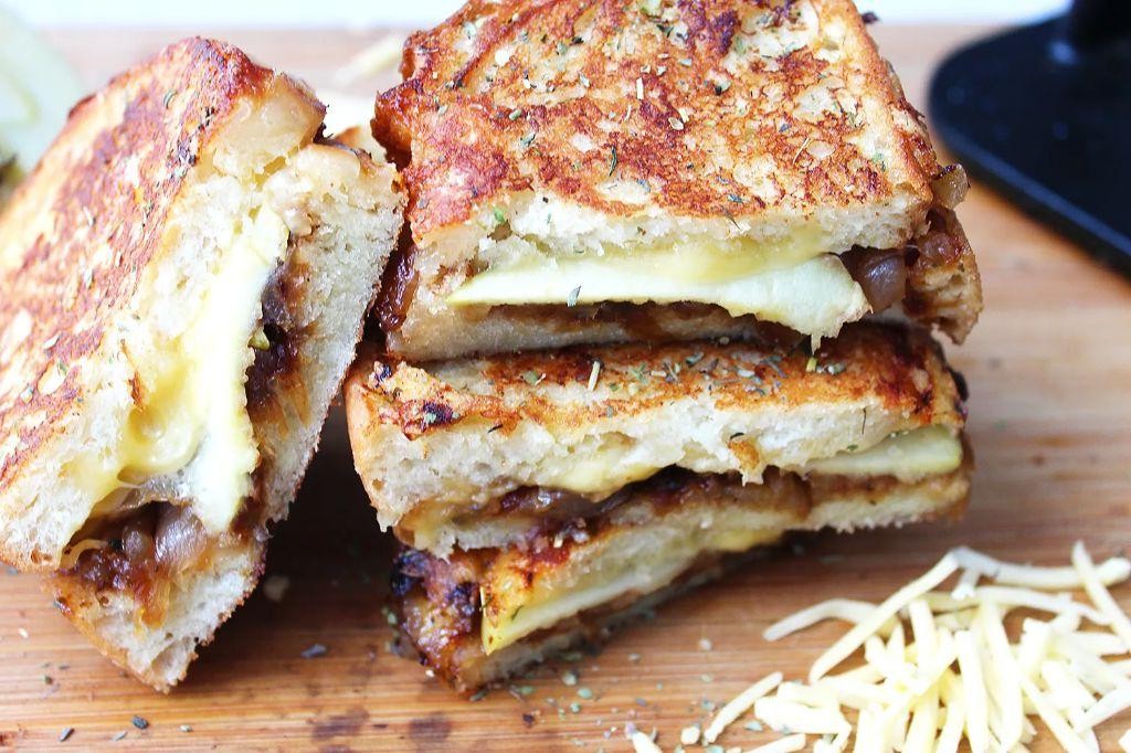Caramelized Onion and Apple Grilled Cheese
