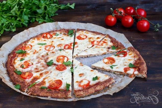 Cauliflower Crust Margherita Pizza