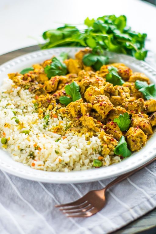Cauliflower Rice Chicken Curry