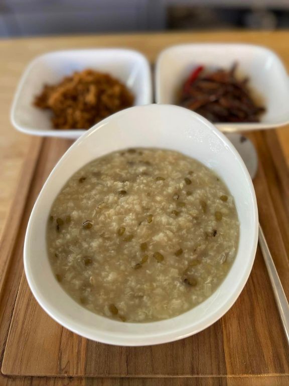 Chao Dau Xanh Chay (Vegetarian Mung Bean Congee)