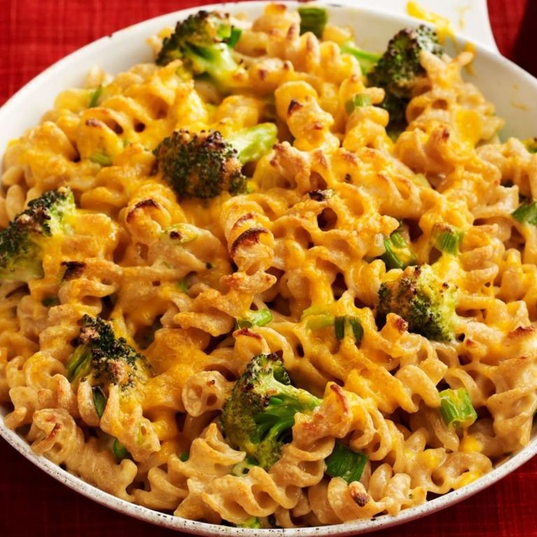 Cheesy Broccoli Spiral Pasta