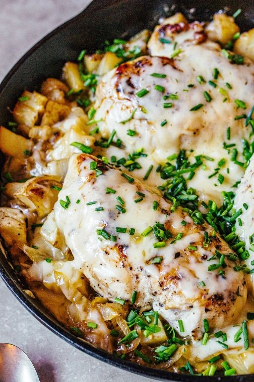 Cheesy Chicken Breast and Potato Bake with Caramelized Onions