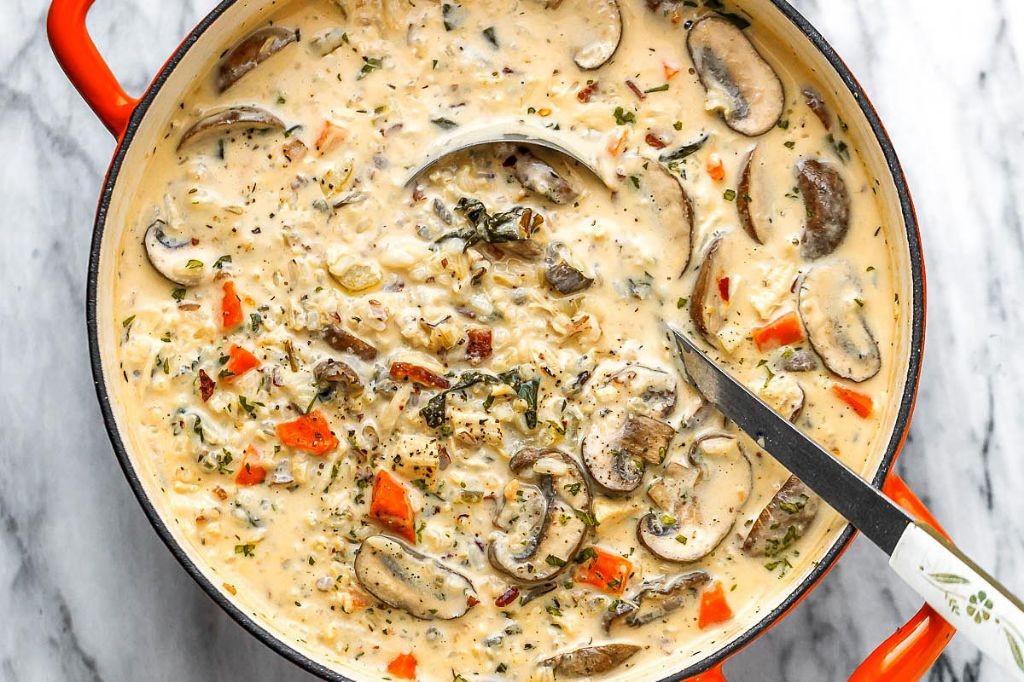 Cheesy Chicken and Mushroom Soup with Bacon