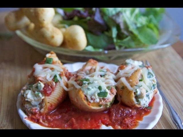 Cheesy Chicken and Spinach Stuffed Shells