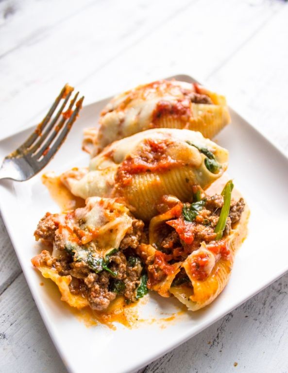 Cheesy Ground Beef and Spinach Stuffed Shells