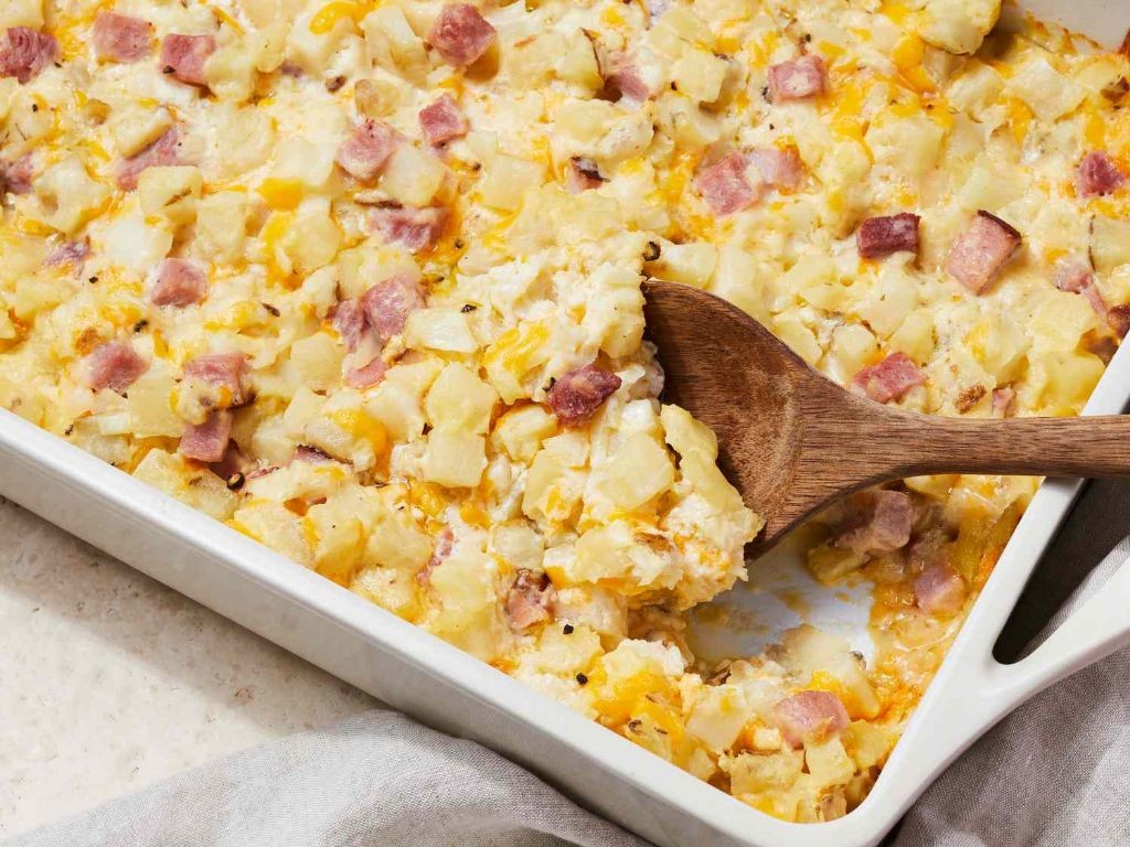 Cheesy Ham and Potato Casserole