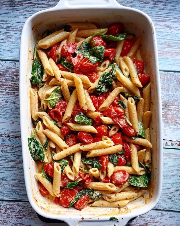 Cherry Tomato and Goat Cheese Pasta